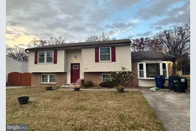 1107 E Beech Road, Sterling, VA 20164 - Photo 1