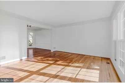 714 Clairmont Court NE, Leesburg, VA 20176 - Photo 5