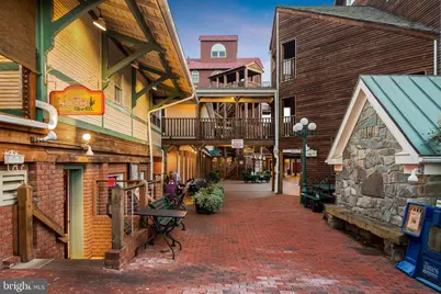 1041 Inferno Terrace SE, Leesburg, VA 20175 - Photo 37