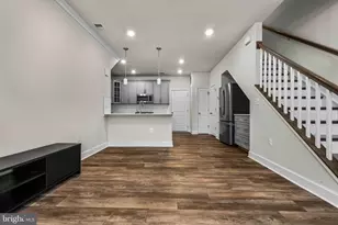 22528 Wilson View Ter, Ashburn, VA 20148 - Photo 9