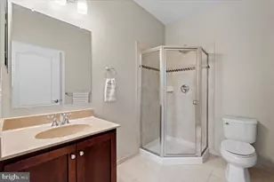 23151 Glenorchy Ct, Ashburn, VA 20148 - Photo 29