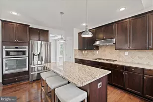 23151 Glenorchy Ct, Ashburn, VA 20148 - Photo 19