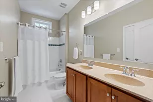 23151 Glenorchy Ct, Ashburn, VA 20148 - Photo 45