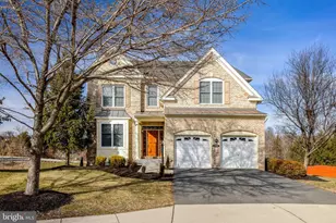 23151 Glenorchy Ct, Ashburn, VA 20148 - Photo 3