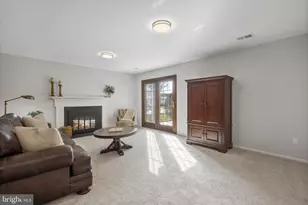 48 McPherson Cir, Sterling, VA 20165 - Photo 11