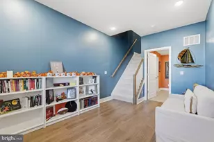 42605 Nubbins Ter, Ashburn, VA 20147 - Photo 5