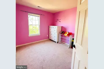 43005 Beachall Street, Chantilly, VA 20152 - Photo 9