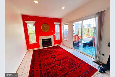 43005 Beachall Street, Chantilly, VA 20152 - Photo 5