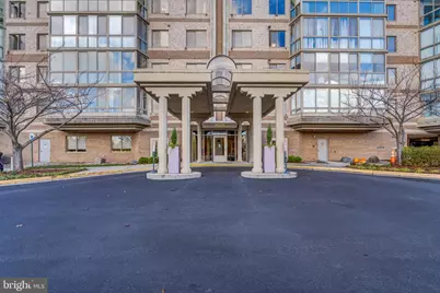 19355 Cypress Ridge Terrace #1006, Leesburg, VA 20176 - Photo 1