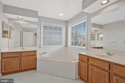 20319 Bowfonds Street, Ashburn, VA 20147 - Photo 43