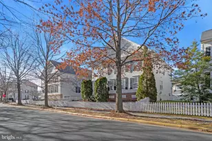 20319 Bowfonds St, Ashburn, VA 20147 - Photo 11