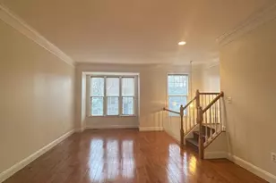 42496 Coronado, Brambleton, VA 20148 - Photo 3