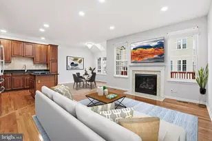 25382 Whippoorwill Terrace, Chantilly, VA 20152 - Photo 17