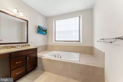 23483 Logans Ridge Terrace, Ashburn, VA 20148 - Photo 27
