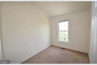 42761 Hollingsworth Terrace, Chantilly, VA 20152 - Photo 5