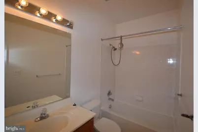 42761 Hollingsworth Terrace, Chantilly, VA 20152 - Photo 7