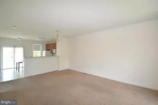 42761 Hollingsworth Terrace, Chantilly, VA 20152 - Photo 15