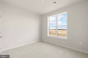 22395 Claude Moore Dr, Ashburn, VA 20148 - Photo 17