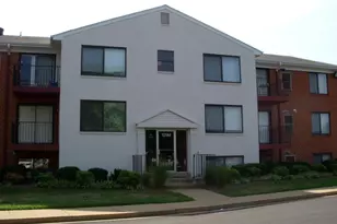 125 Clubhouse Dr SW, Leesburg, VA 20175 - Photo 1