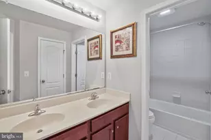 42473 Patrick Wayne Square, Broadlands, VA 20148 - Photo 21