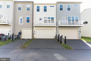 25621 Pleasant Valley Rd, Chantilly, VA 20152 - Photo 5