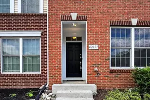 42627 Homefront Terrace, Chantilly, VA 20152 - Photo 5