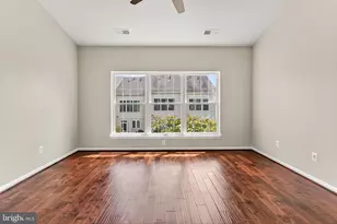 42627 Homefront Terrace, Chantilly, VA 20152 - Photo 29