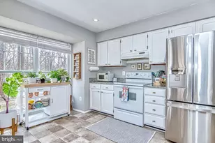 16 Glengyle Ln, Sterling, VA 20165 - Photo 21