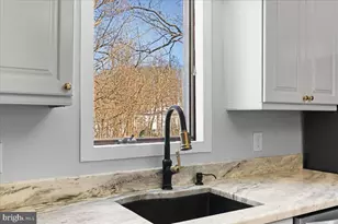 23320 Watson Rd, Leesburg, VA 20175 - Photo 9