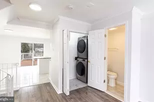 122 Mayfair Dr NE, Leesburg, VA 20176 - Photo 15