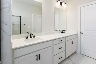 20821 Cloongee Ter, Dulles, VA 20166 - Photo 23