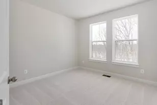 20821 Cloongee Ter, Dulles, VA 20166 - Photo 27