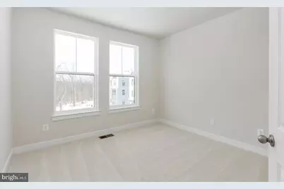 20821 Cloongee Terrace, Dulles, VA 20166 - Photo 29