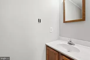 25 S Berlin Pike, Lovettsville, VA 20180 - Photo 15