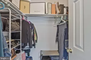 1 Bentmoor Ct, Sterling, VA 20165 - Photo 17