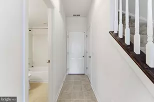 42396 Benfold Square, Brambleton, VA 20148 - Photo 7