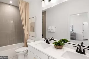 18281 Battlefield Xing Ln, Leesburg, VA 20176 - Photo 33