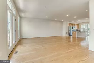 22589 Amendola Terrace, Ashburn, VA 20148 - Photo 11