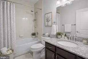 42143 Piebald Square, Aldie, VA 20105 - Photo 23