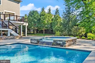 23055 Welbourne Walk Ct, Ashburn, VA 20148 - Photo 5