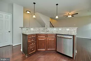 25234 Orchard View Terrace, Chantilly, VA 20152 - Photo 9