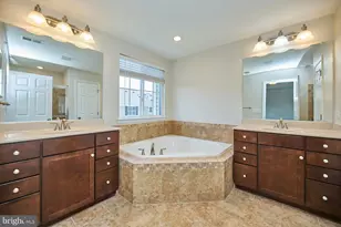 25234 Orchard View Terrace, Chantilly, VA 20152 - Photo 15