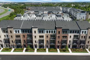 43305 Farringdon Sq, Broadlands, VA 20148 - Photo 1