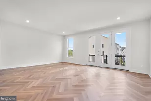 42123 Picasso Sq, Ashburn, VA 20148 - Photo 15