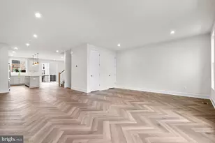 42123 Picasso Sq, Ashburn, VA 20148 - Photo 17