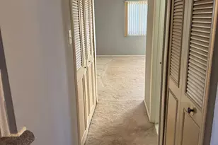 126 Richland Cir, Sterling, VA 20164 - Photo 11