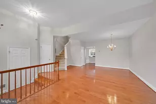 828 Linfield Terrace NE, Leesburg, VA 20176 - Photo 5