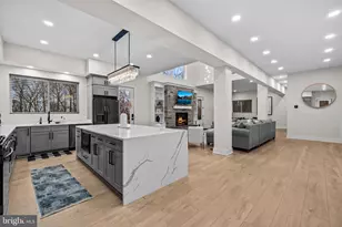 13543 Hanging Rock Ln, Lovettsville, VA 20180 - Photo 11