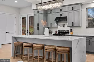 13543 Hanging Rock Ln, Lovettsville, VA 20180 - Photo 11