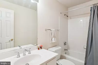 20672 Fairwater Place, Sterling, VA 20165 - Photo 11